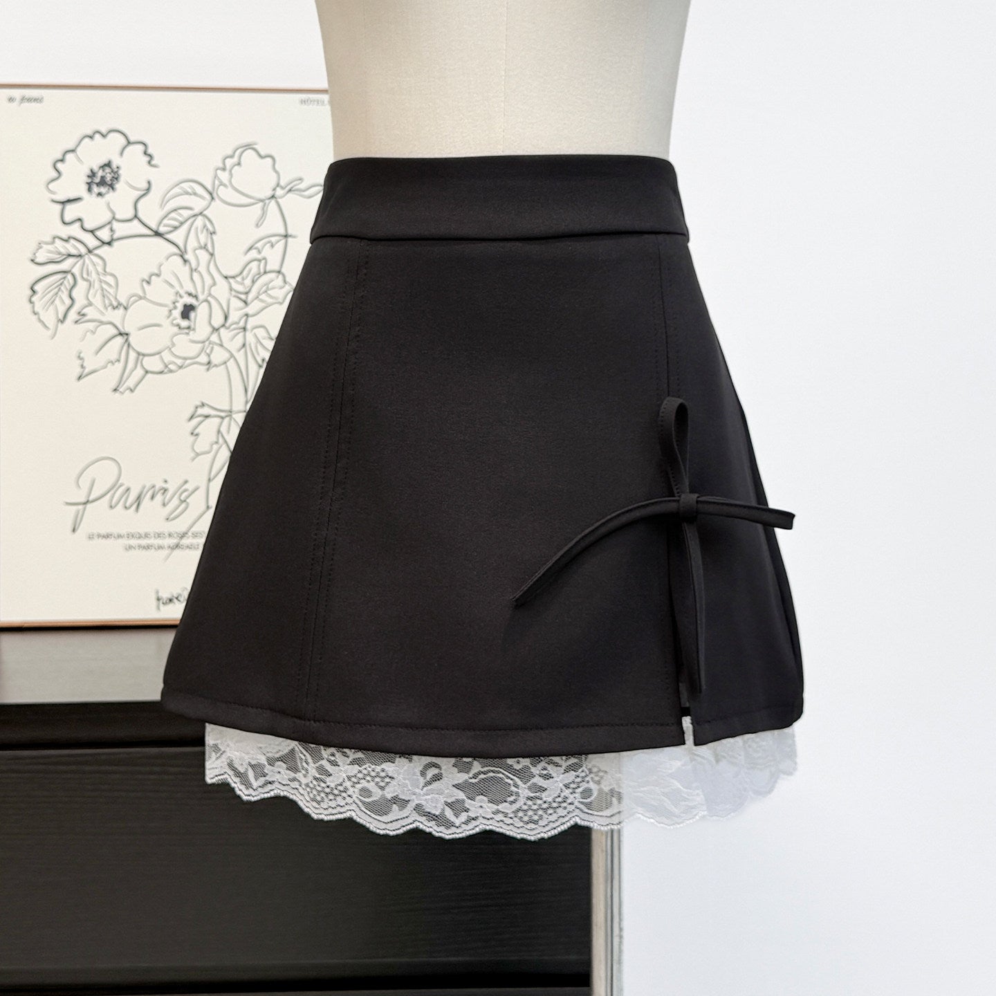 Amélie Lace Skirt